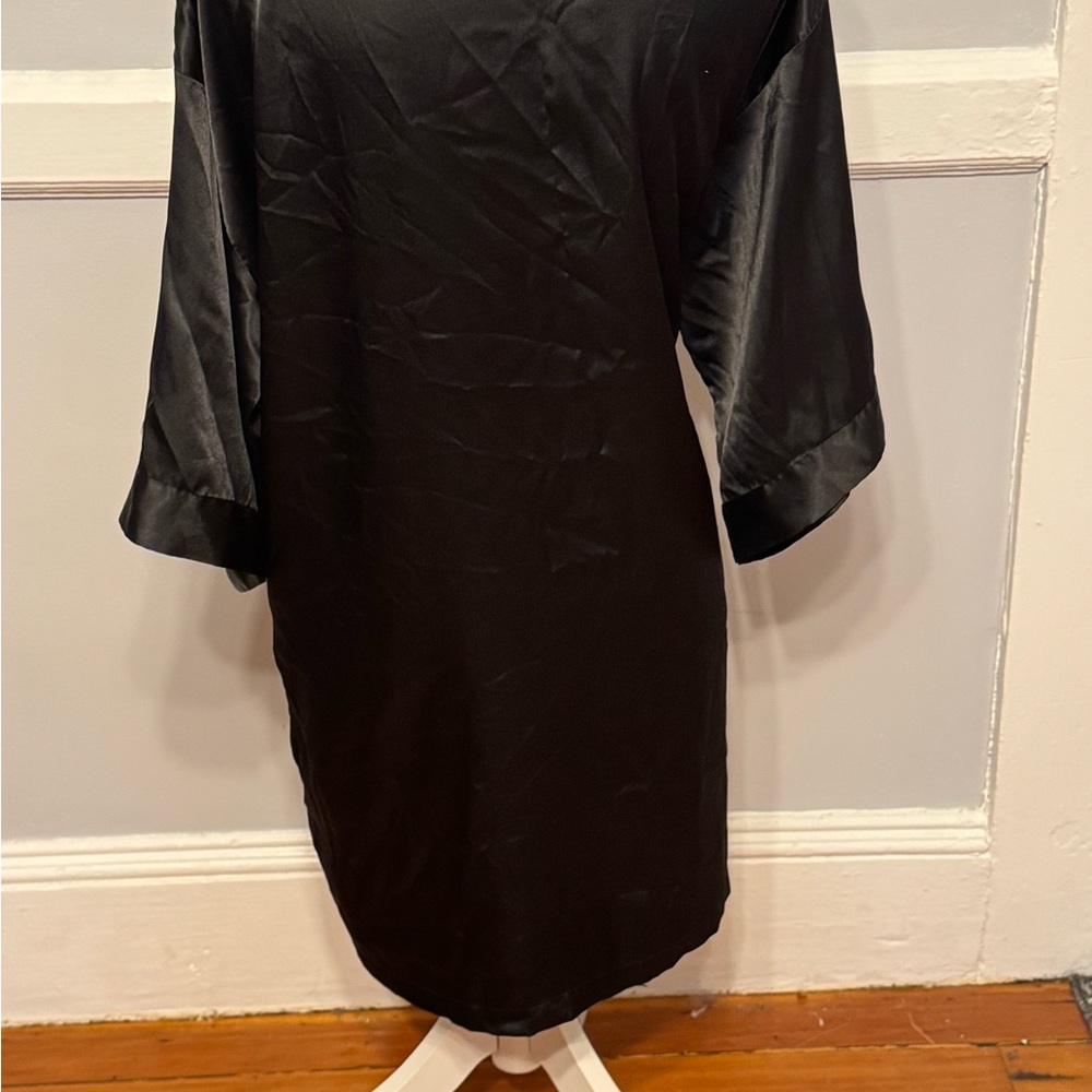 Victoria’s Secret Black Pink Stripe Satin Tie Cozy Comfy Midi Classic Robe - Picture 6 of 6